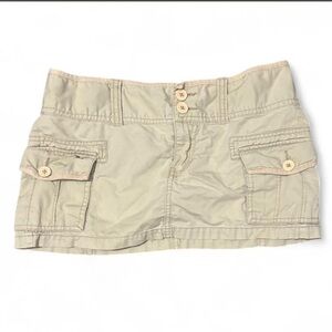Y2K hollister Women's Tan Cargo mini skirt